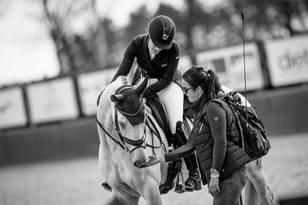 [Rencontre] Bettina Cardinael, élue meilleure groom de 2024 par la FEI !